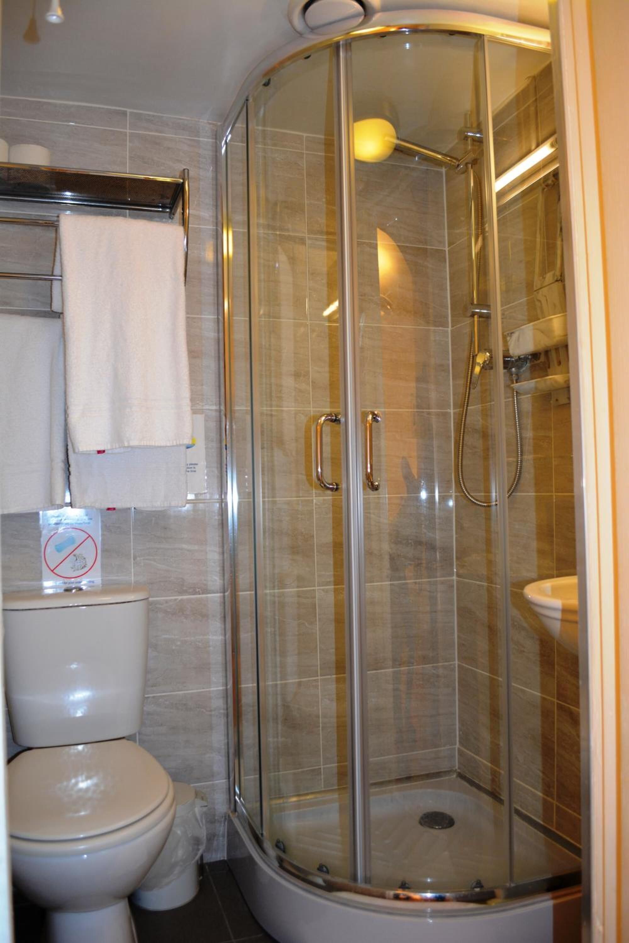 Foto - Falcon Hotel