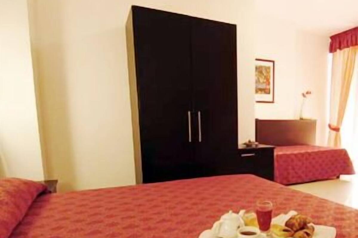 In-room safe, desk, rollaway beds (surcharge), WiFi (free)