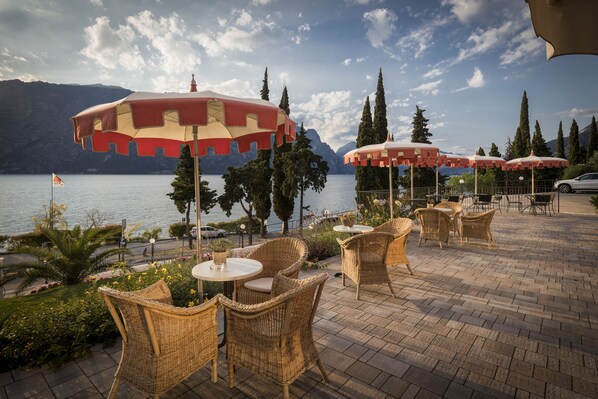 Rooftop terrace - Hotel Oasi Beach (Malcesine)