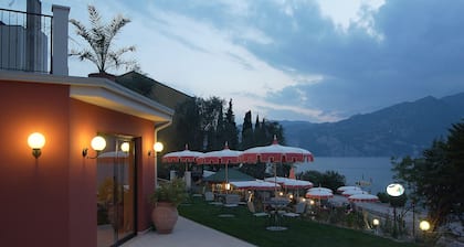 Hotel Oasi Beach