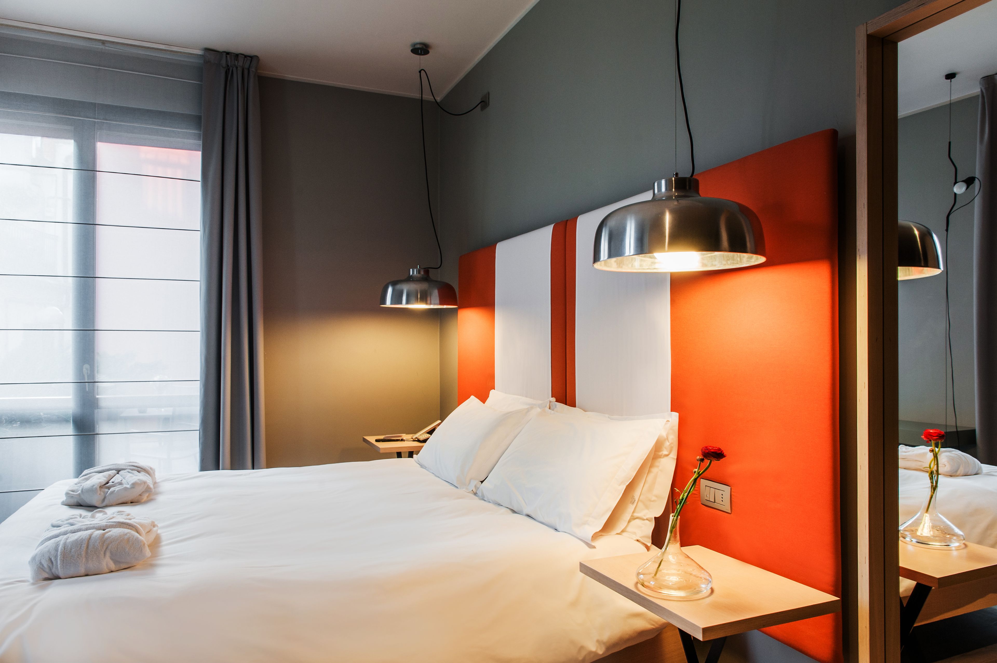 comfort room, 1 queen bed | frette italian sheets, premium bedding, down duvets, minibar