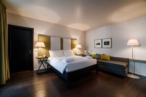 Frette Italian sheets, premium bedding, down duvets, minibar