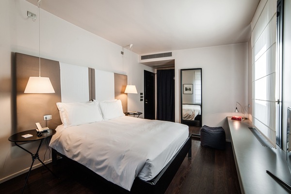 Frette Italian sheets, premium bedding, down duvets, minibar