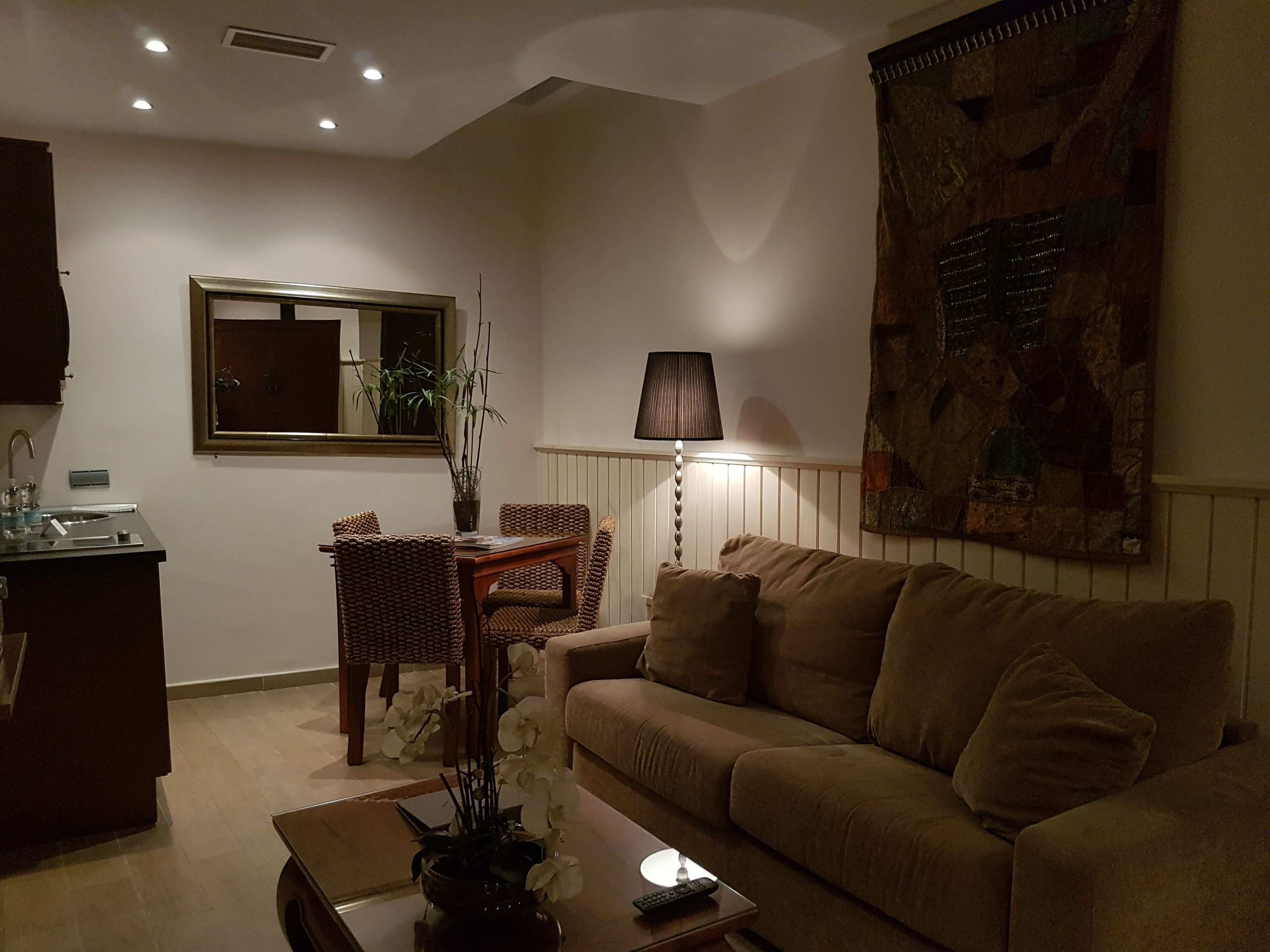 deluxe triple room, ensuite (deluxe exotic room) | 1 bedroom