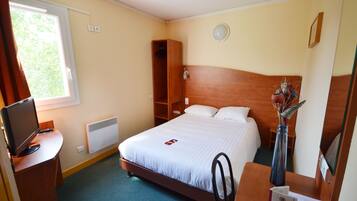 Double Room | Desk, free cribs/infant beds, free WiFi