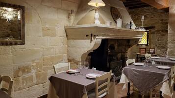 Breakfast, lunch, dinner served; French cuisine, garden views