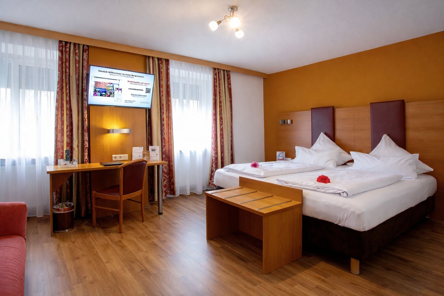 Foto - TIPTOP Hotel Burgschmiet Garni