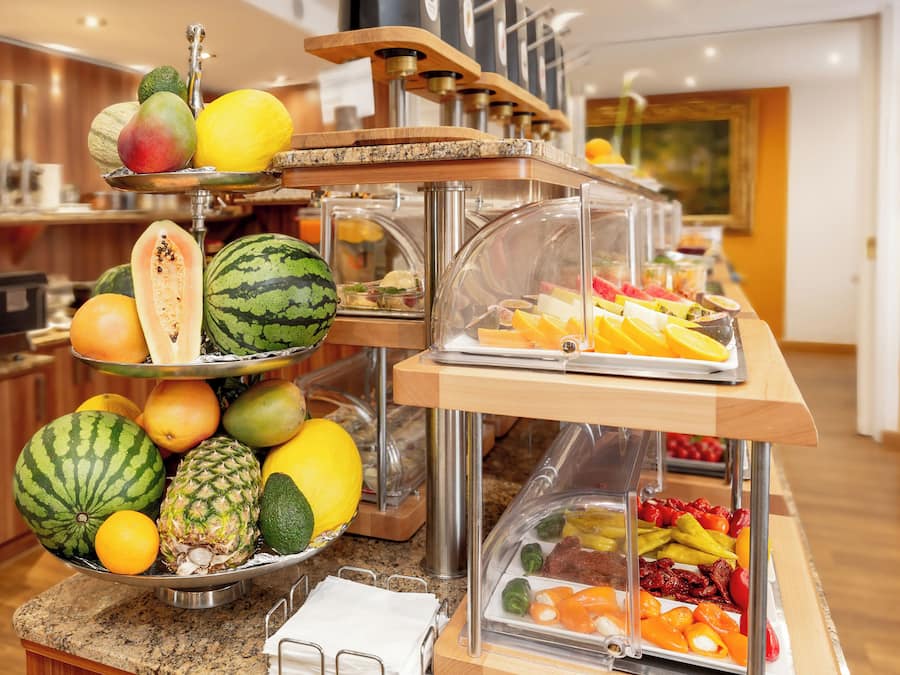 Daily buffet breakfast (EUR 17 per person)