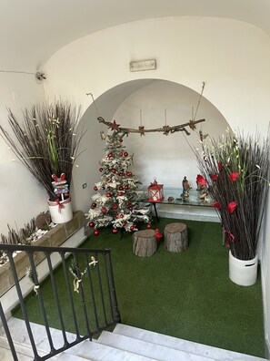 Lobby - CostantiNapoli 27 (Naples)