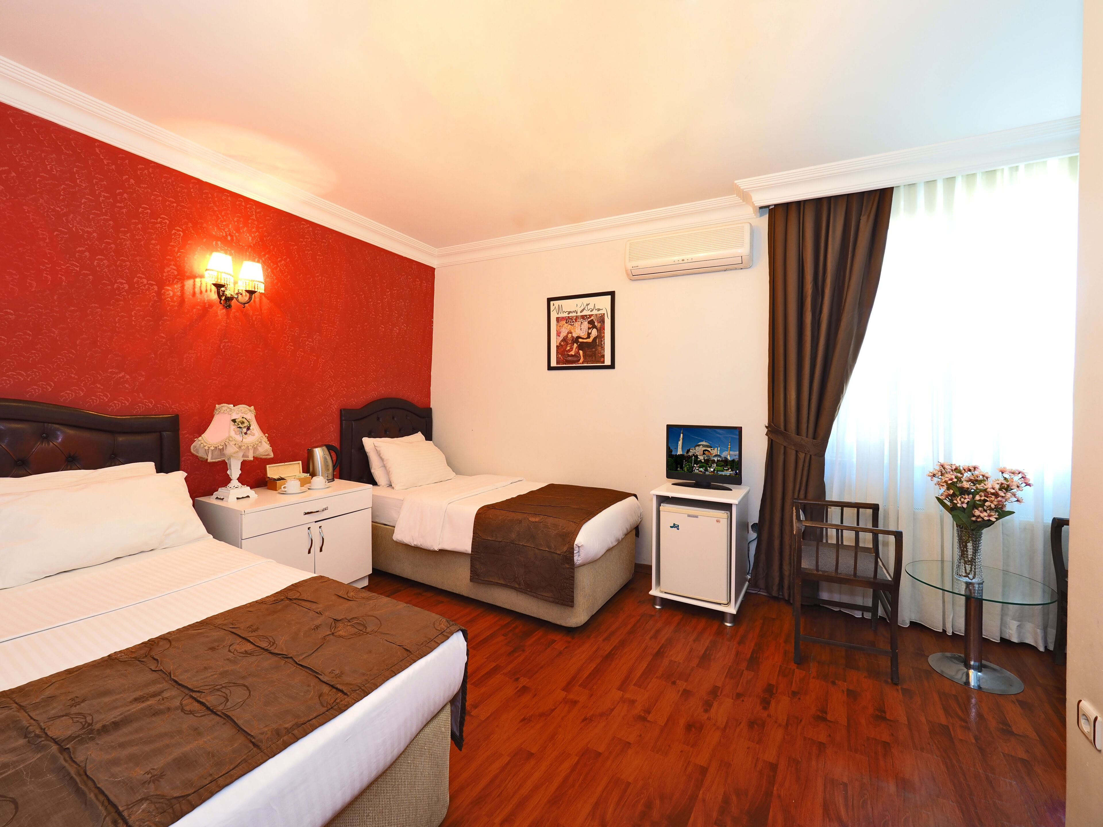 Photo - Sunrise Hotel