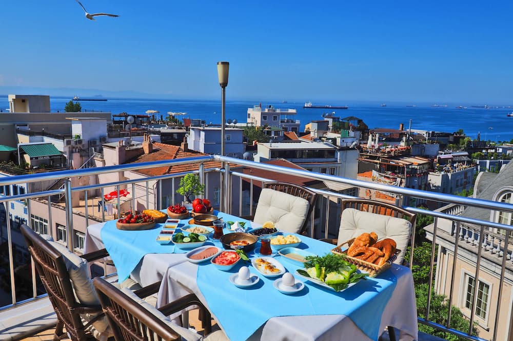 Sunrise Hotel