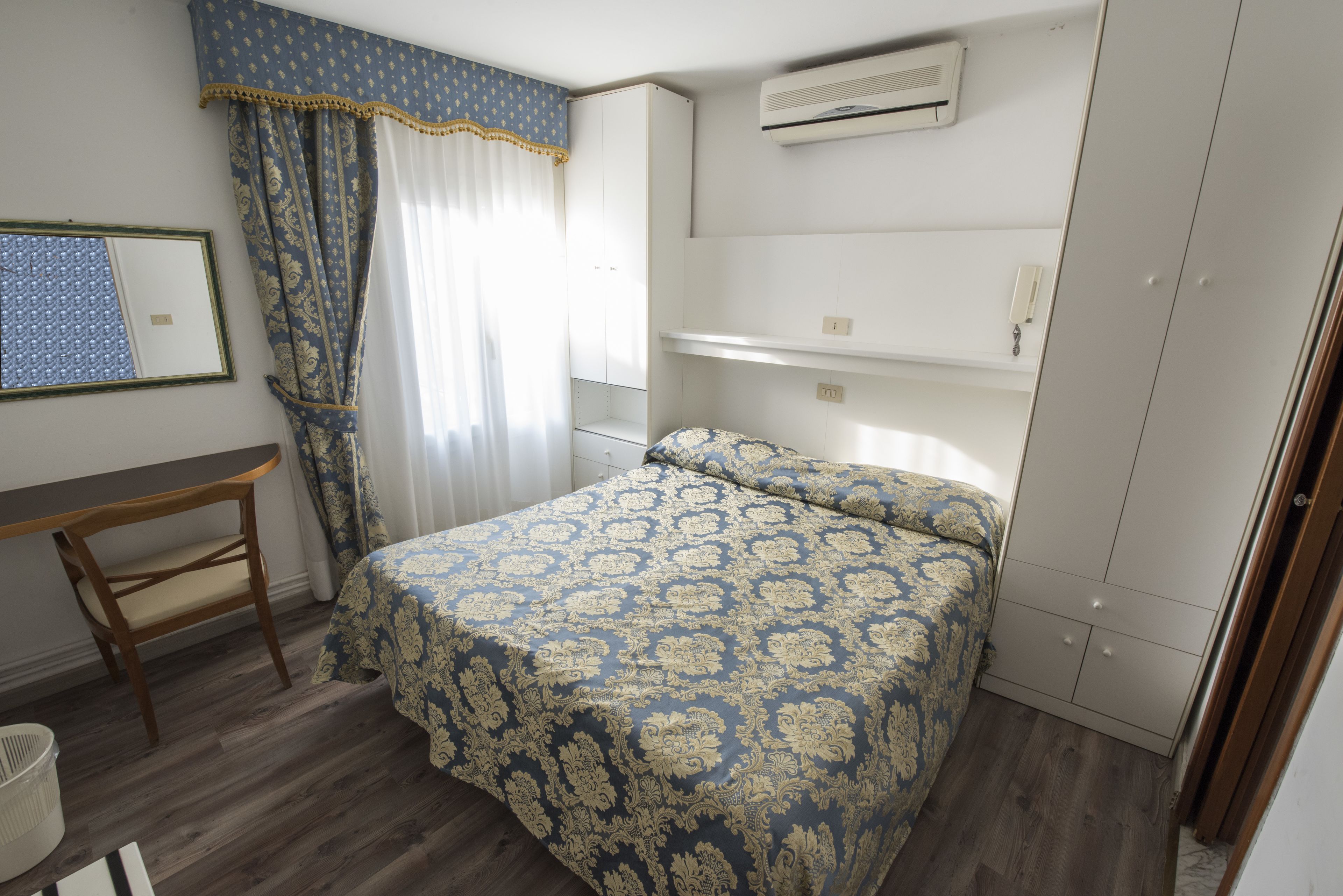 double or twin room, private bathroom | down duvets, in-room safe, individually furnished, desk