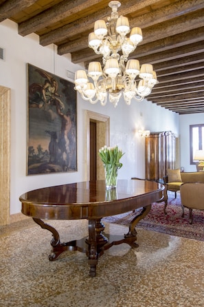 Daily buffet breakfast (EUR 14 per person) - Hotel Casa Verardo Residenza d'Epoca (Venice)