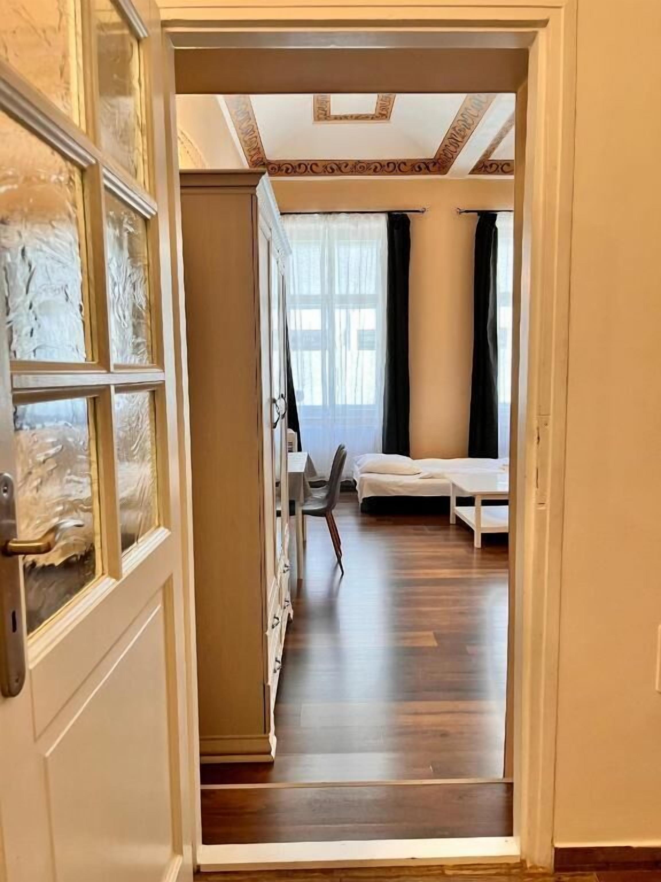 Studio Suite, Multiple Beds | Blackout drapes, iron/ironing board, free cribs/infant beds, free WiFi