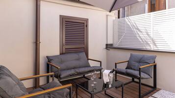 Quadruple room with private terrace on the fifth floor in the separate building | Terrazza/patio