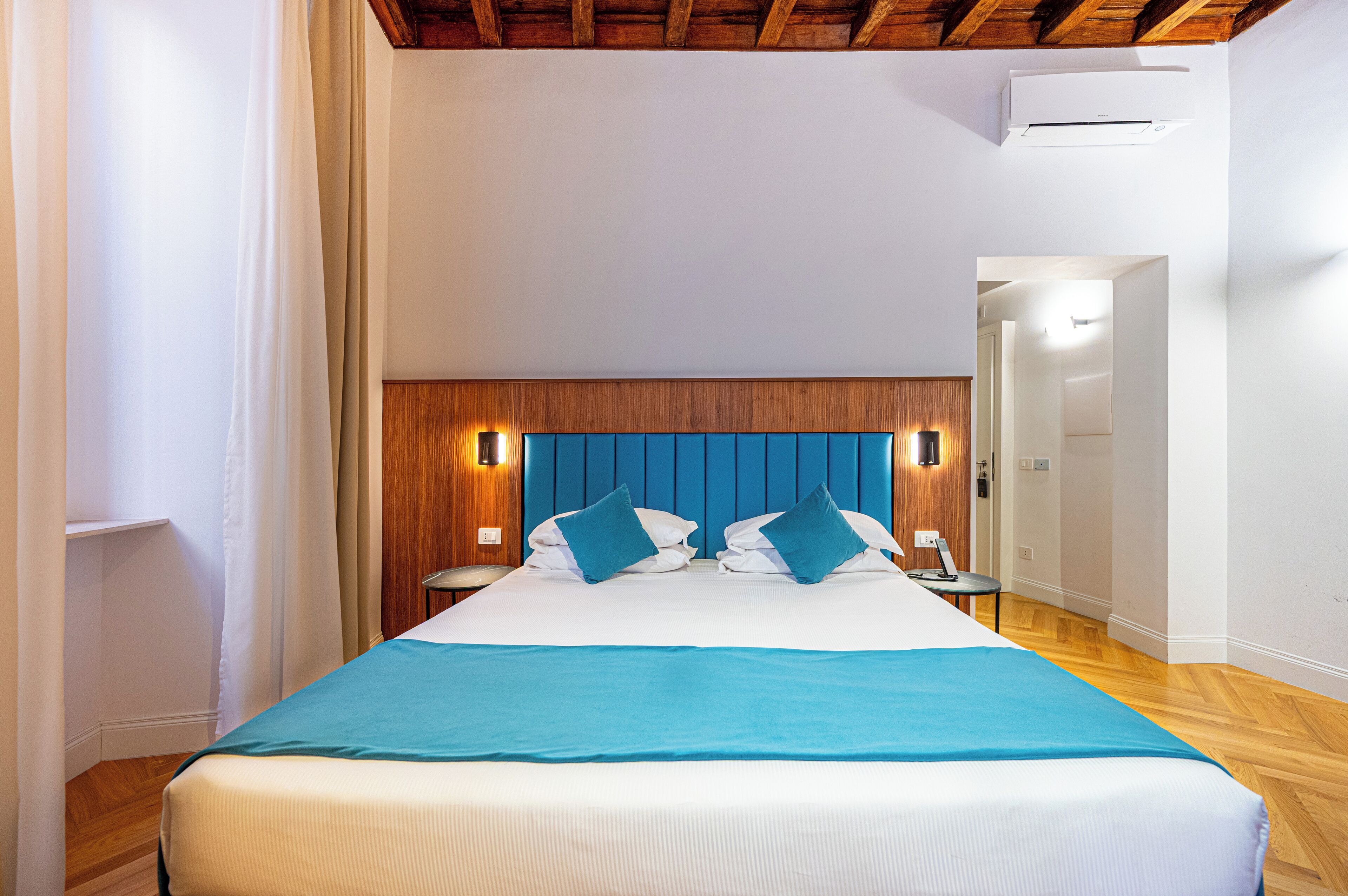 Triple Room De Luxe, Annex Building
