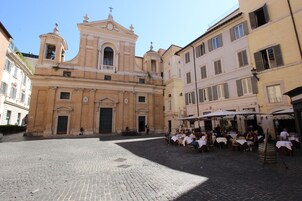 包每日全套早餐