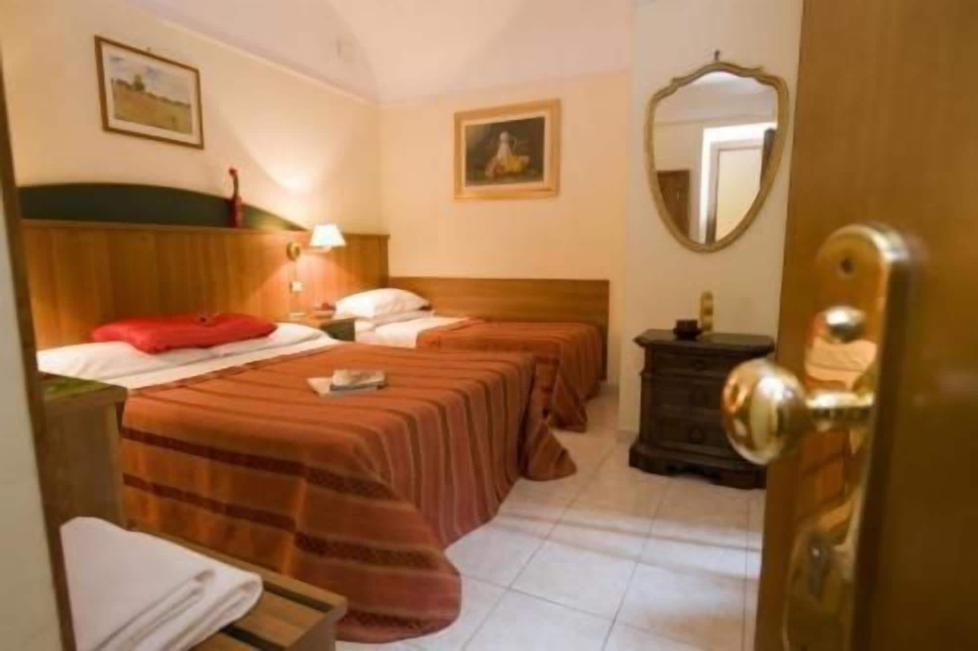 Photo - Hotel Altavilla