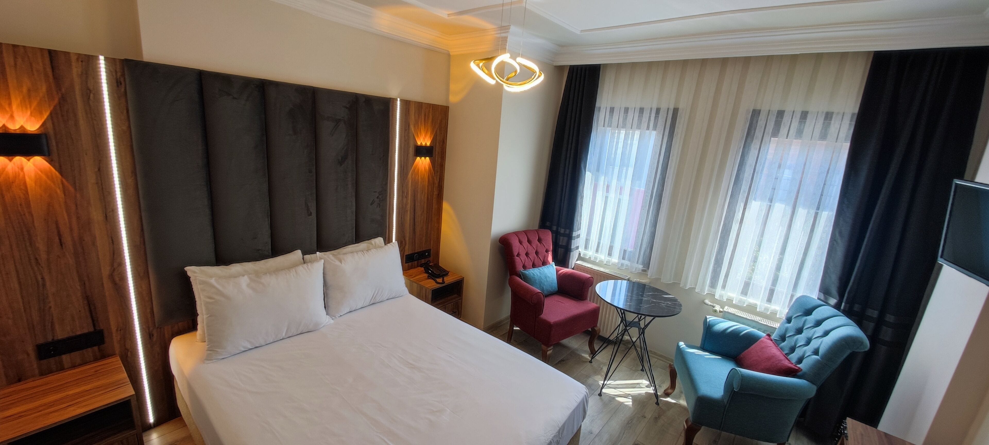 economy room | 1 bedroom, egyptian cotton sheets, premium bedding, pillow-top beds
