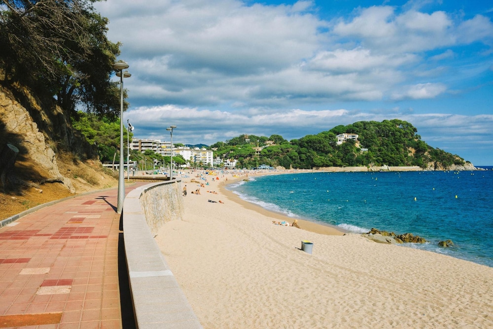 Hotel Ninays by null