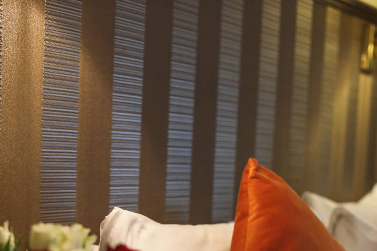 classic single room | 1 bedroom, pillow-top beds, individually furnished, desk