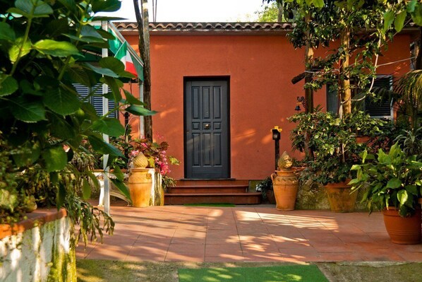 Exterior