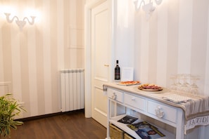 Interior entrance - B&B Mergellina (Naples)