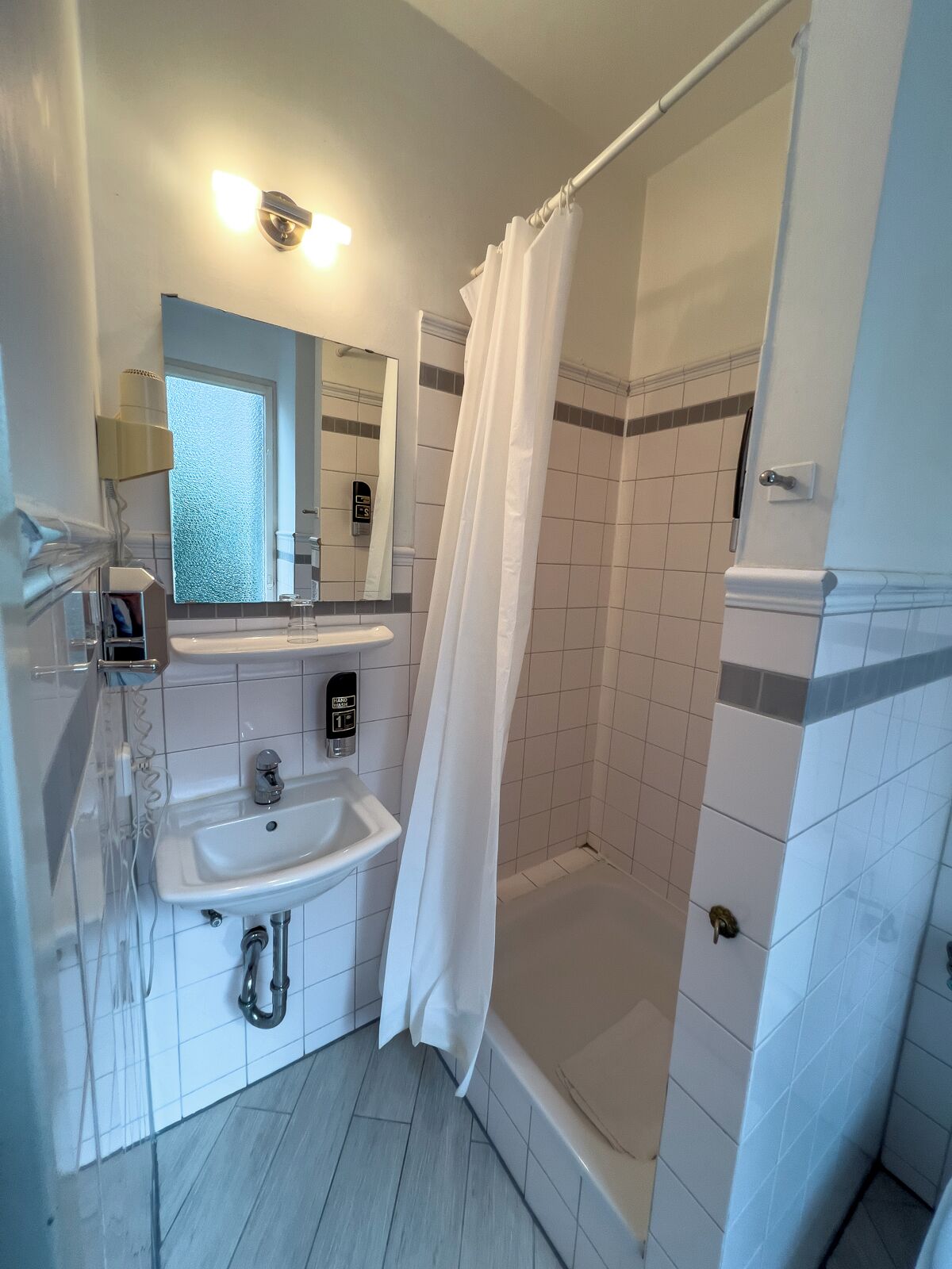 Photo - Hotel-Maison Am Olivaer Platz