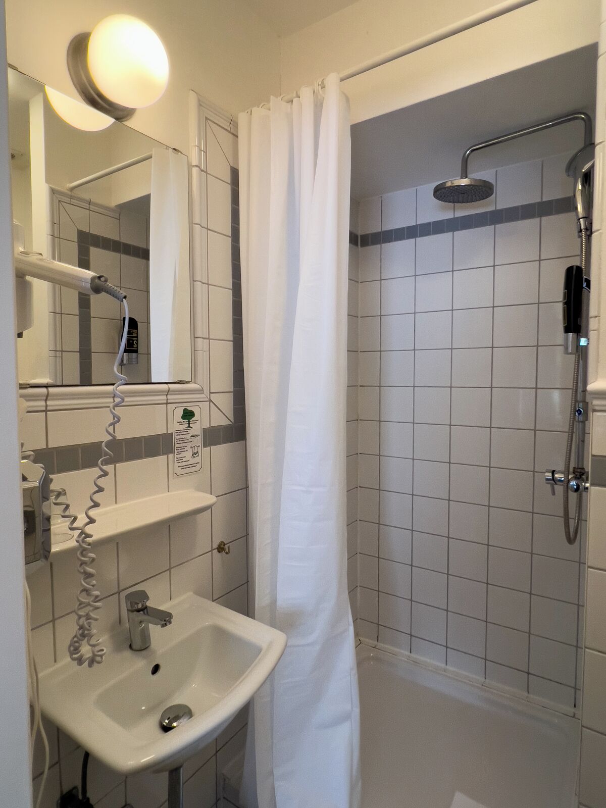 Photo - Hotel-Maison Am Olivaer Platz