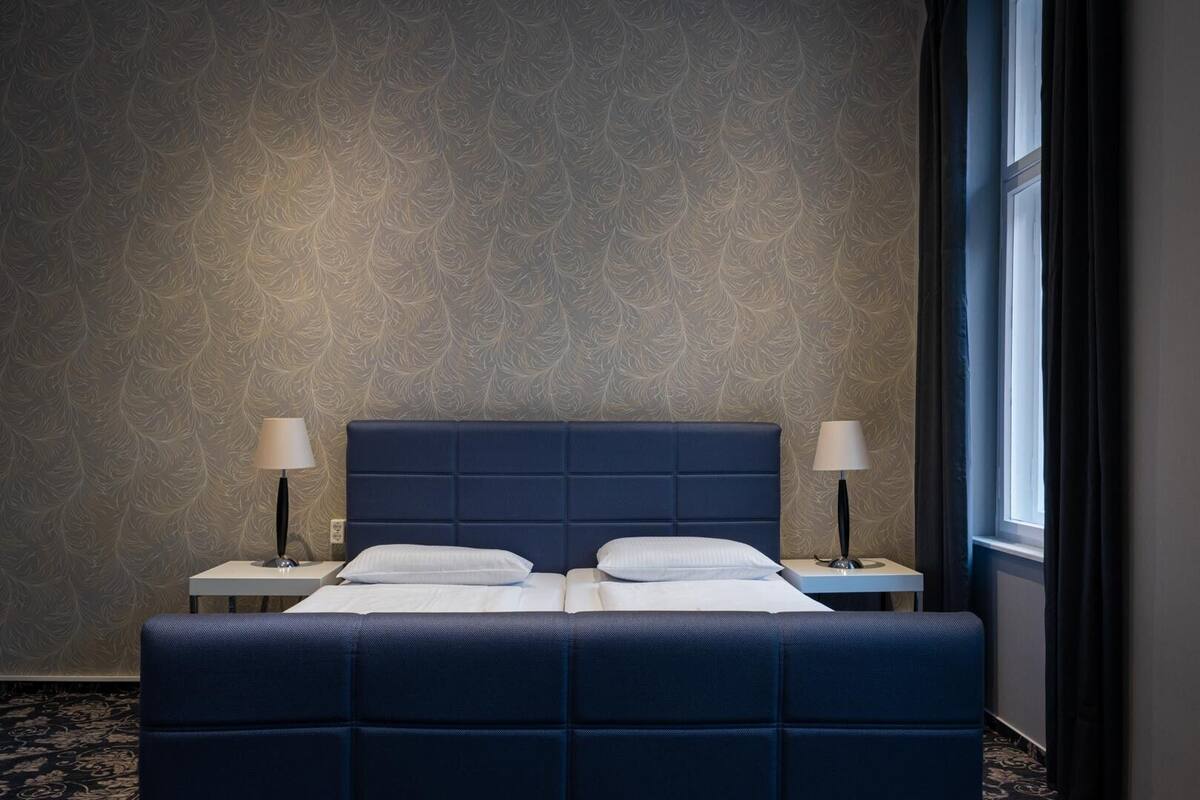 Deluxe Double or Twin Room, Non Smoking, Balcony | Hypo-allergenic bedding available, desk, WiFi (free), bed sheets