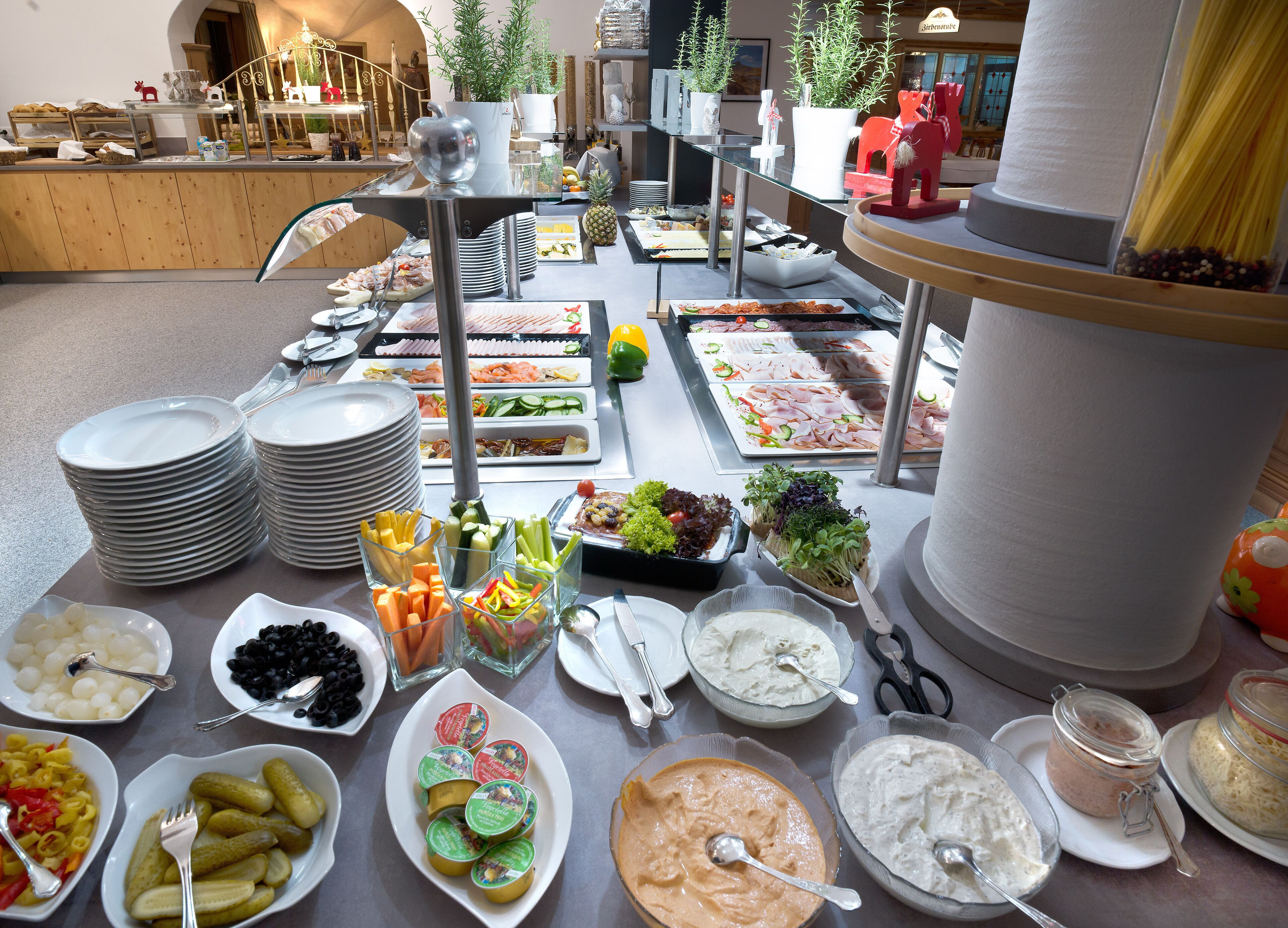 Päivittäinen buffetaamiainen maksusta