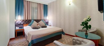 Hotel Duke Romana