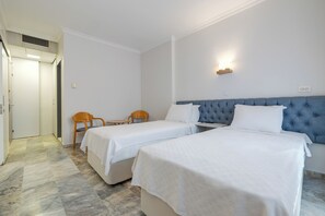 Standard Room | View from room - Hanedan Beach Hotel (Foça)