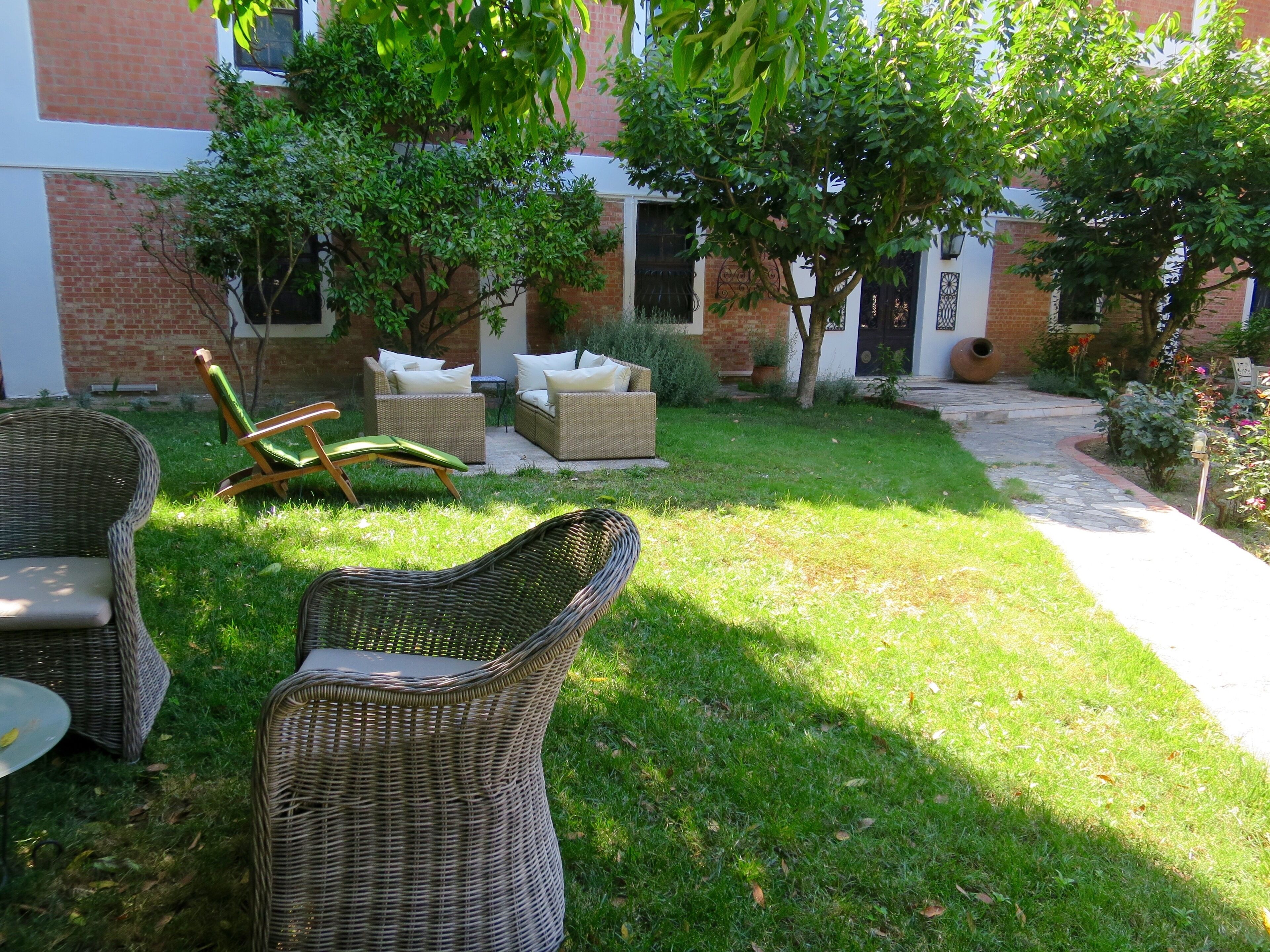 children’s play area – outdoor