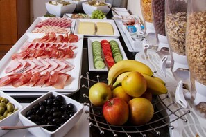 Breakfast buffet - Eckstein (Berlin)