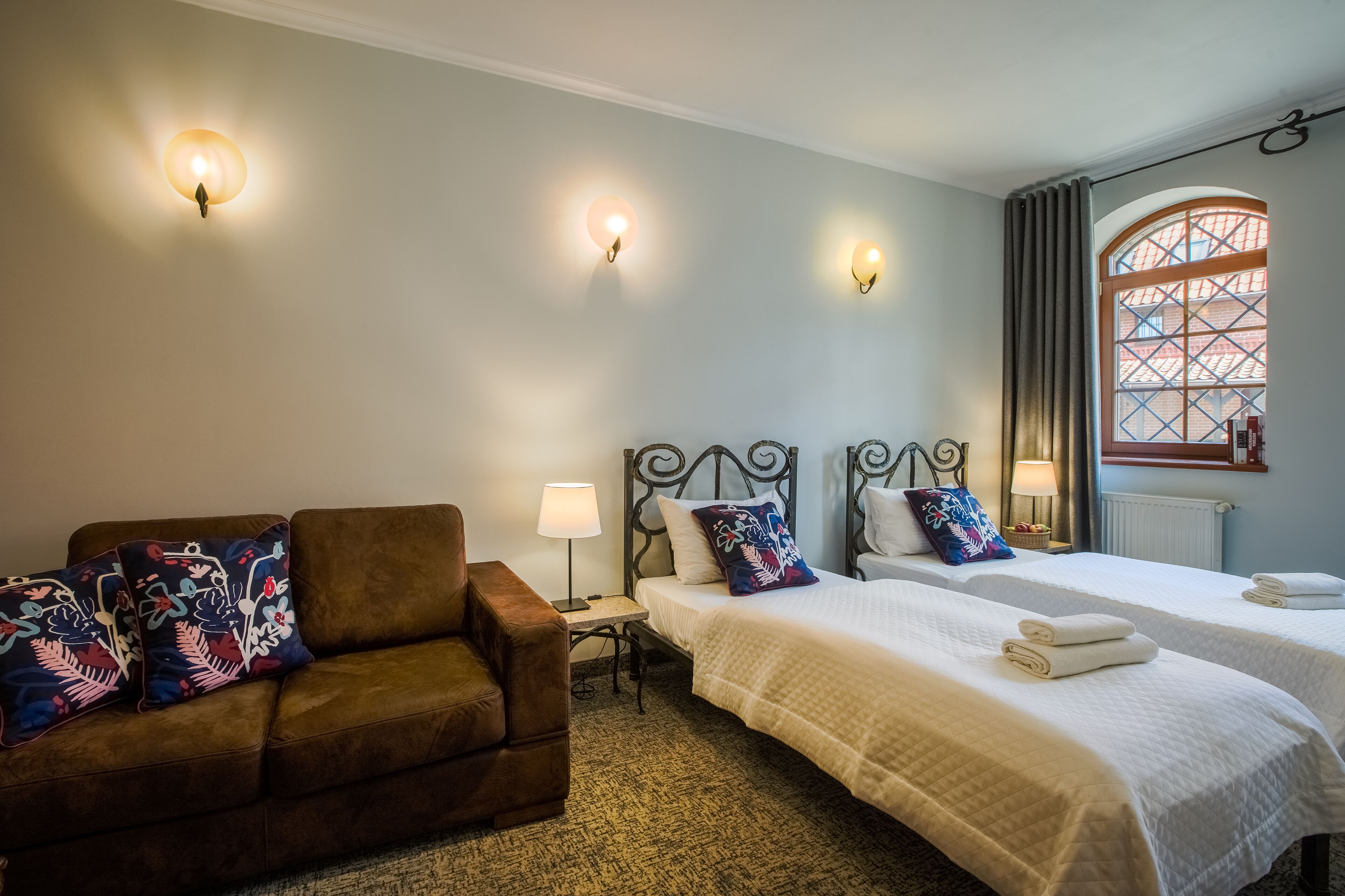 Habitación doble Deluxe | Caja de seguridad en la habitación, cortinas blackout y wifi gratis 