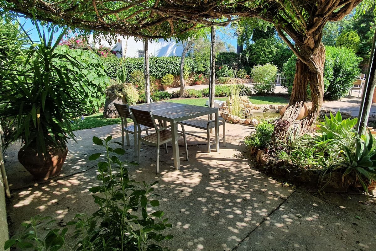 Superior Apart Daire | Bahçe manzarası