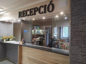 Reception - Touring Hotel (Nagykanizsa)