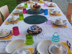 Buiten dineren