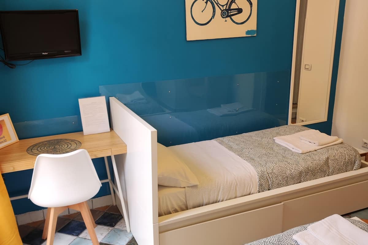 Habitación triple | Sábanas italianas Frette y ropa de cama de alta calidad