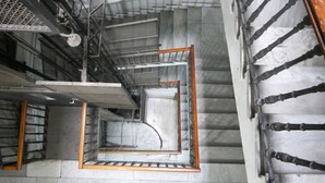 Staircase - Firenze 32 (Naples)