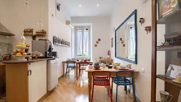 Apartemen Eksklusif | Area keluarga | TV LCD