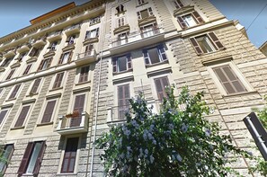 Front of property - Guest House Mazzini (Rome)