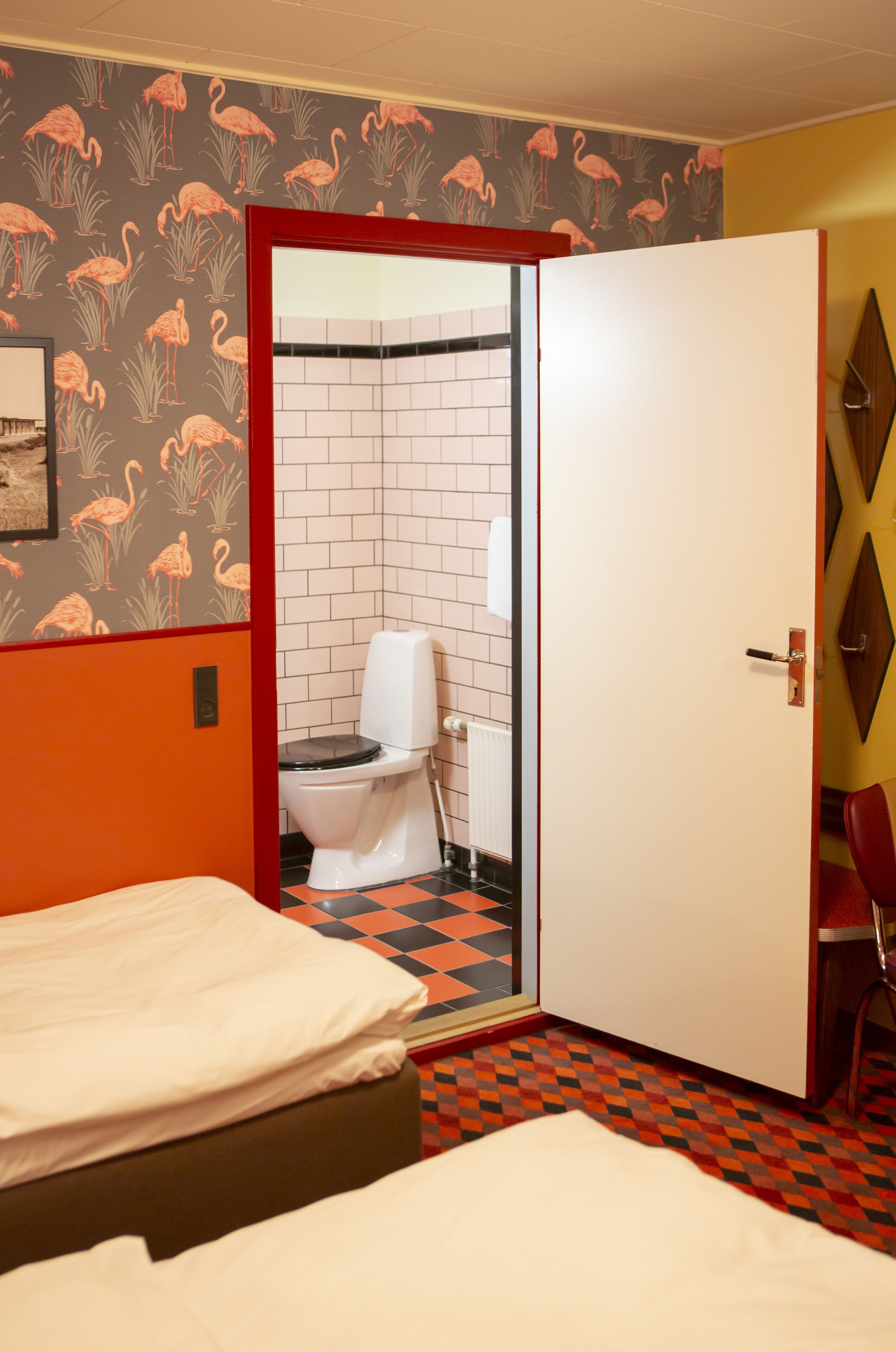 classic double or twin room, 1 double or 2 single beds, private bathroom | individually decorated, individually furnished, iron/ironing board