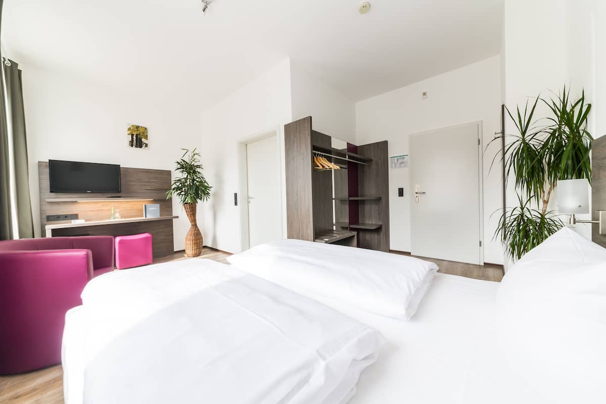 comfort double room | egyptian cotton sheets, hypo-allergenic bedding, desk, laptop workspace