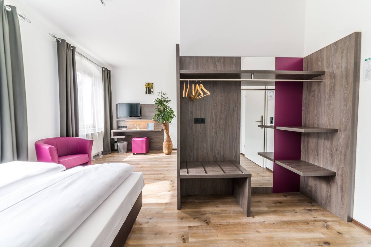 comfort double room | egyptian cotton sheets, hypo-allergenic bedding, desk, laptop workspace