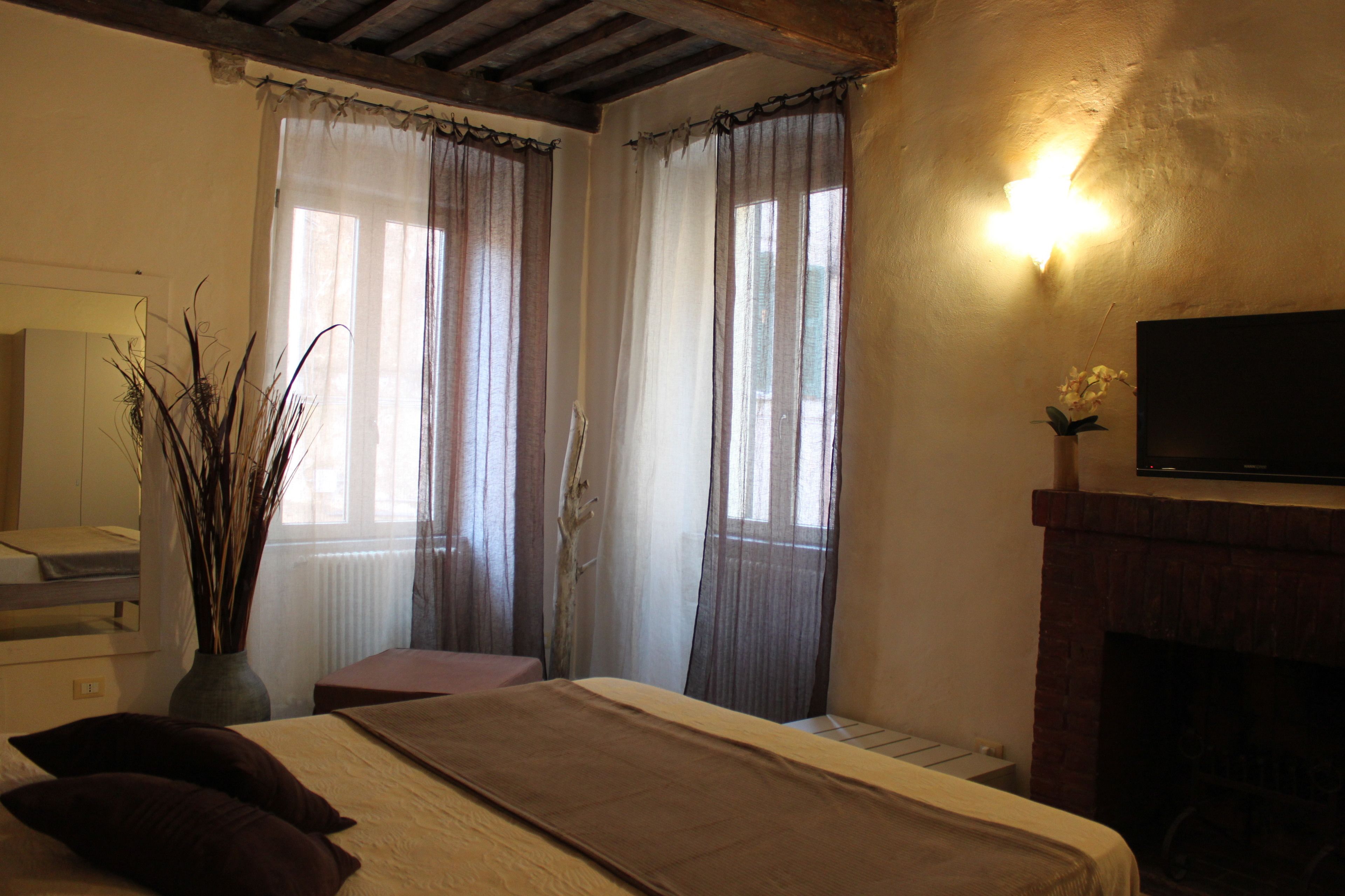 minibar, desk, bed sheets