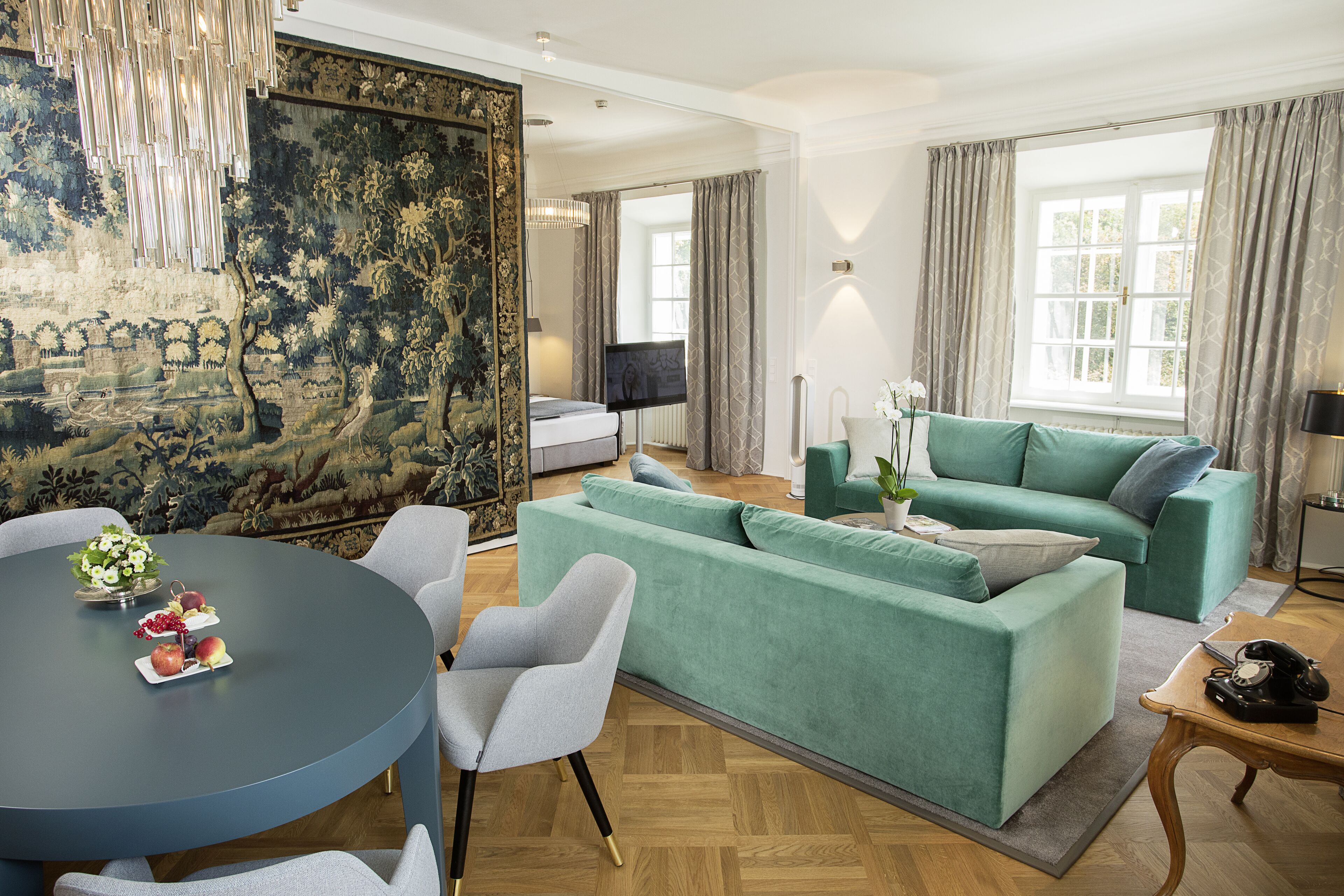 Palace Superior Suite (Palace Building)