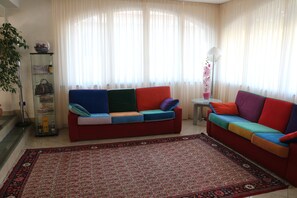 Interior - Augustus Hotel (Biella)