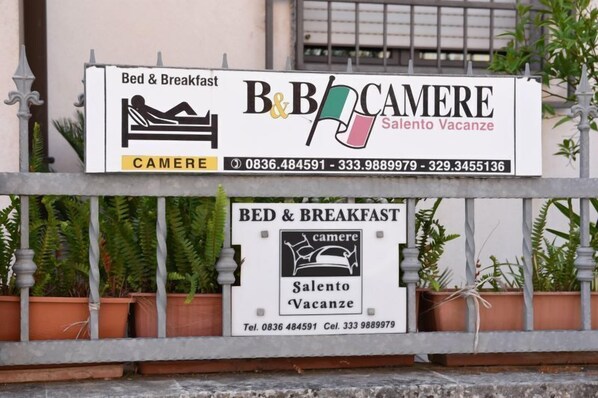 Fachada de la propiedad